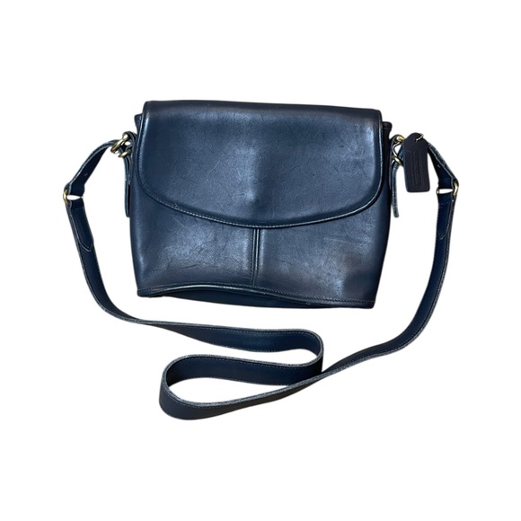 Vintage Coach Dark Blue Buckle Equestrian Flap Lid Leather Crossbody Pocketbook - Picture 1 of 9